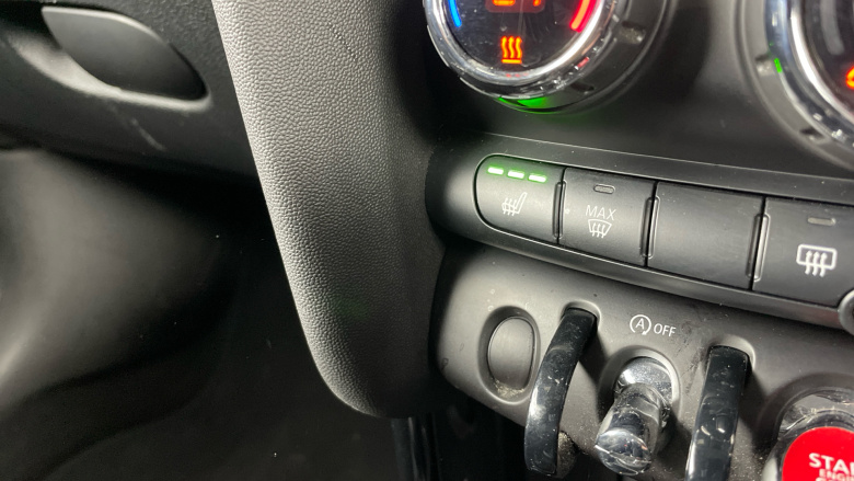 MINI Hatchback 2.0 Cooper S Sport II 3dr Auto [Comfort/Nav Pack] Petrol Hatchback